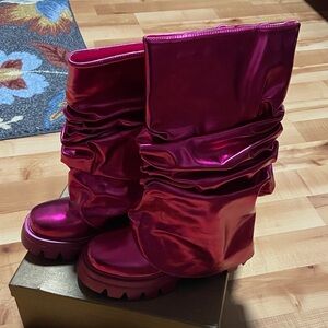 Vibrant Metallic Women's Heeled Boots
